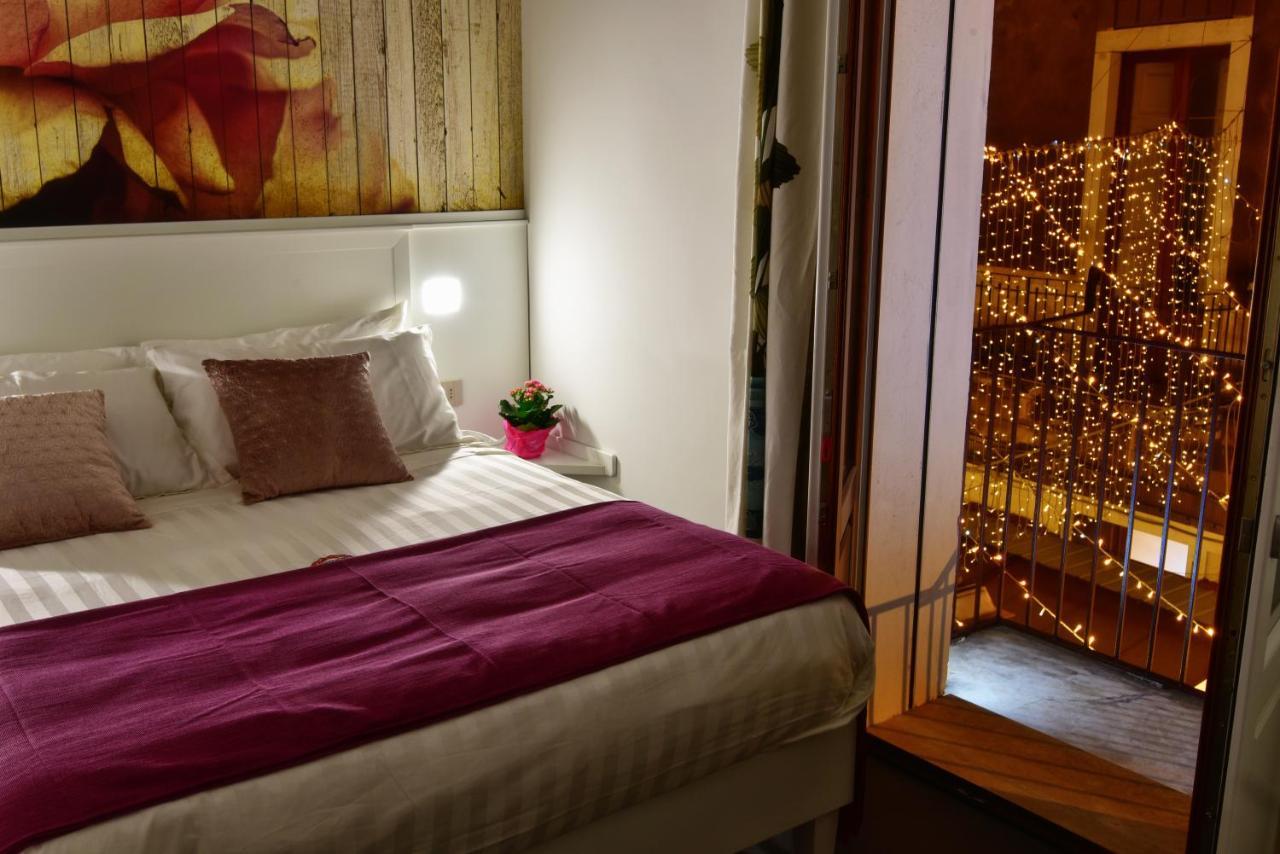 Anfiteatro Le Suites Катания Екстериор снимка